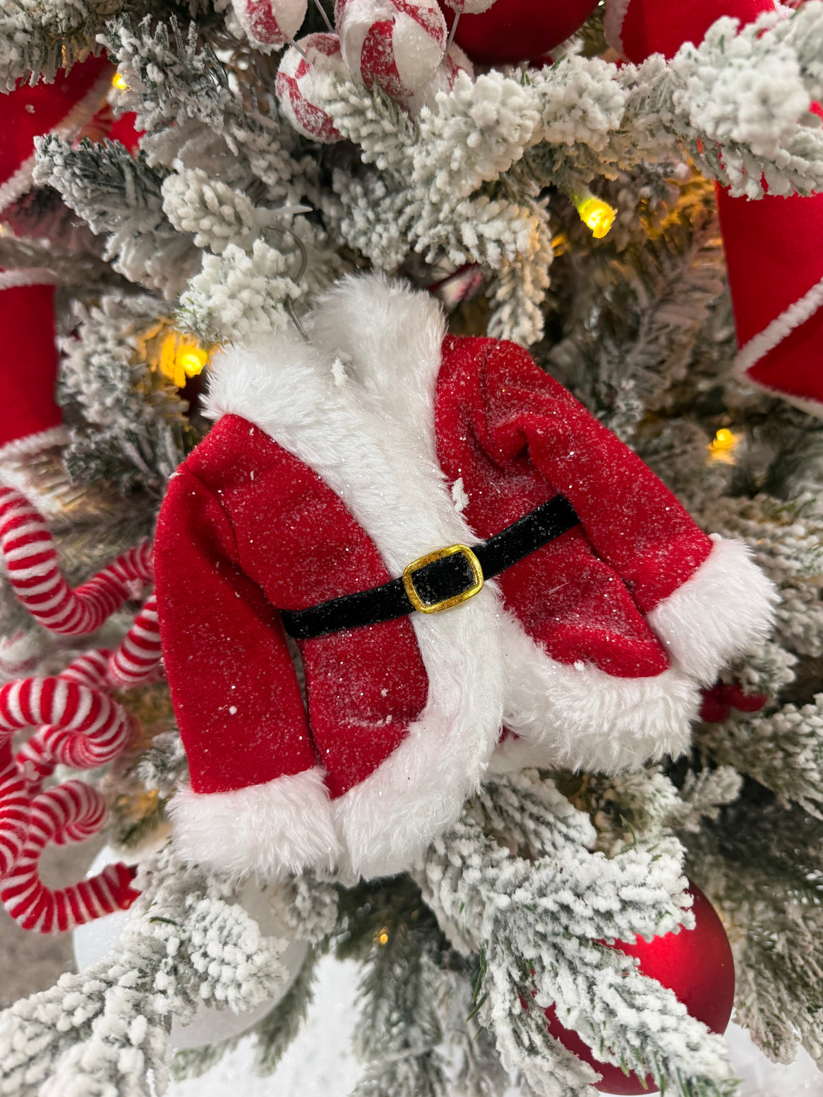 Santa’s Peppermint Parade